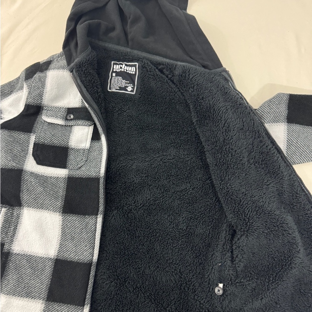 Urban Pipeline Junior's Teen Black Fleece Jacket‎ Size Medium - Picture 4 of 5